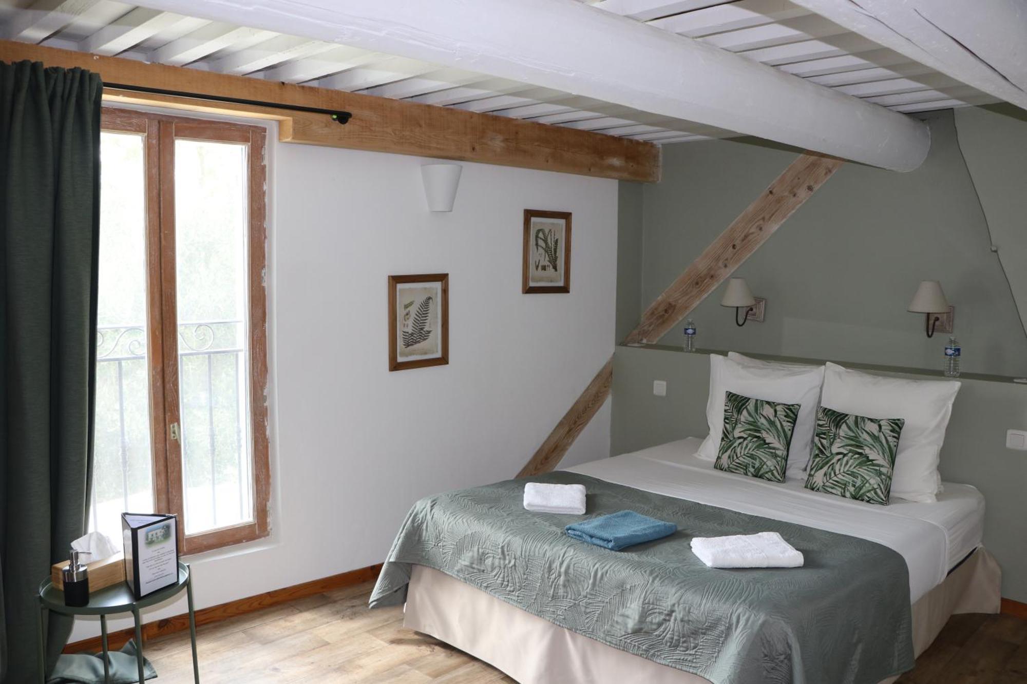 Le Mas Des Cerisiers Jacuzzi Et Sauna Inclus Pour Tous Les Logements Avignon Bagian luar foto